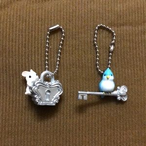 ❤️ 3/$20 ❤️ NWOT Lock and Key Keychains